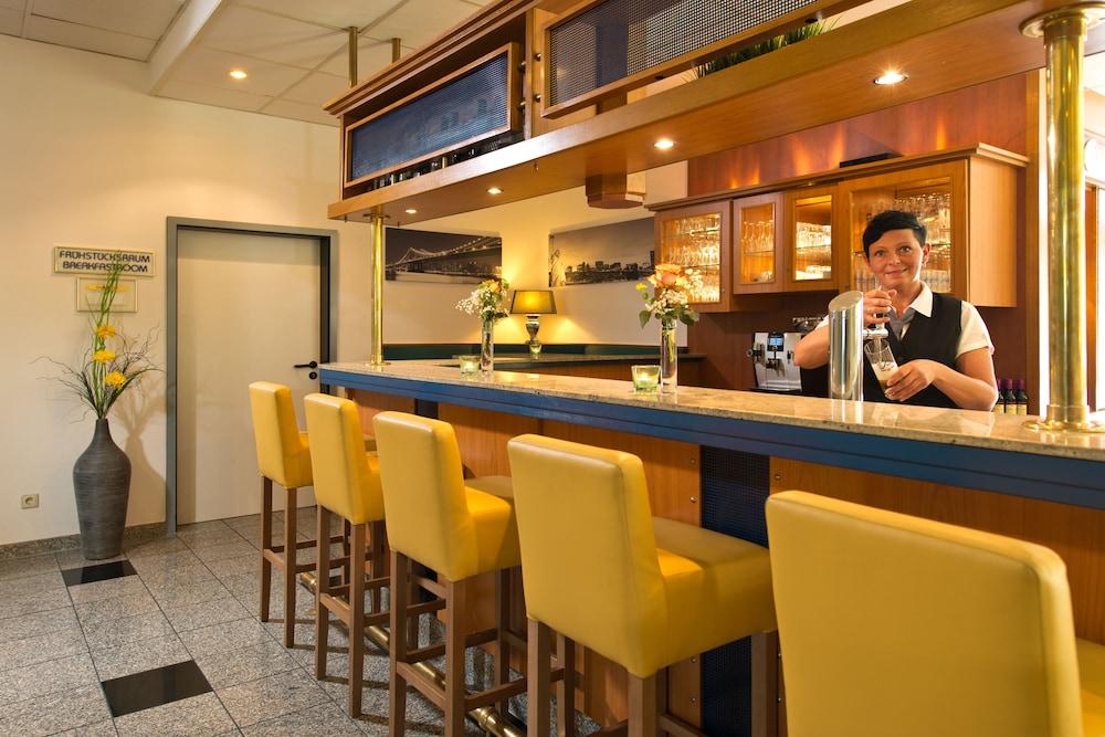Achat Hotel Monheim Am Rhein Екстер'єр фото
