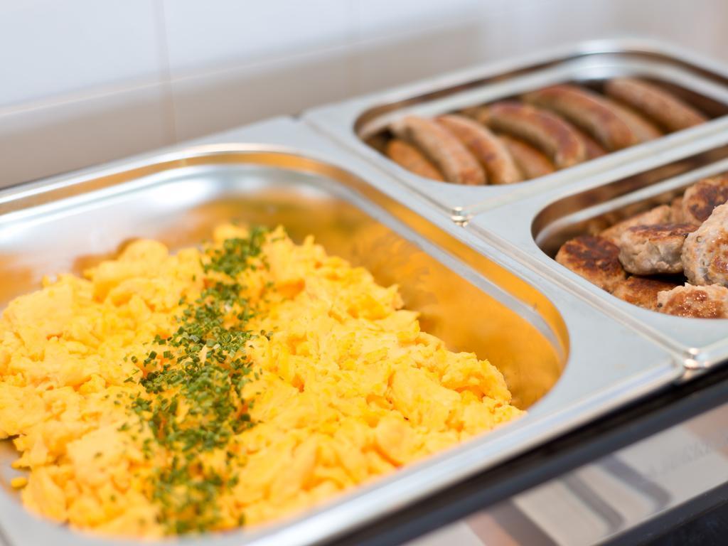 Achat Hotel Monheim Am Rhein Екстер'єр фото