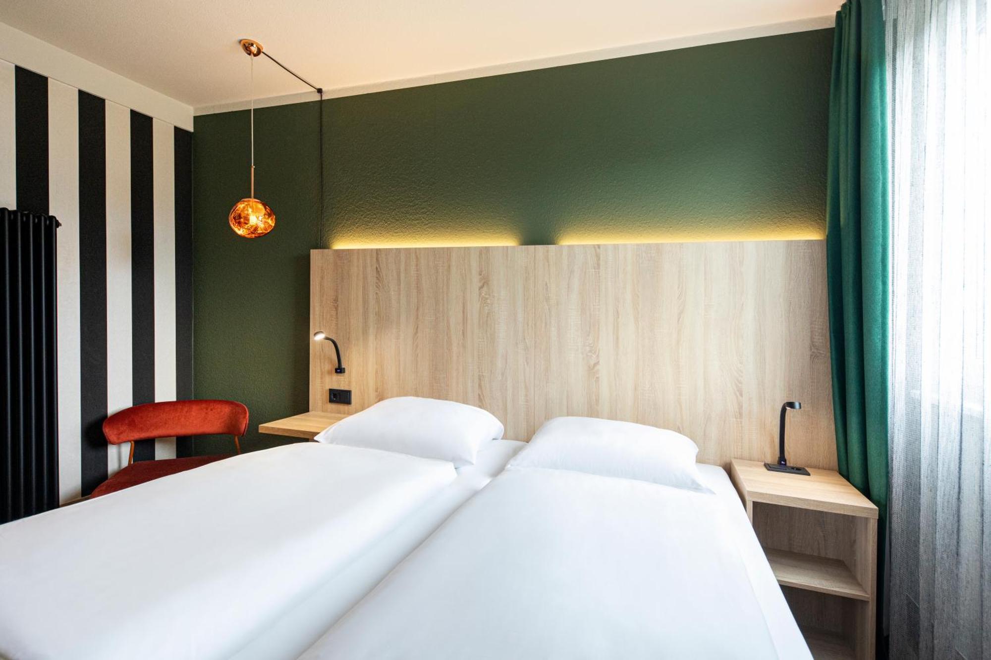 Achat Hotel Monheim Am Rhein Екстер'єр фото